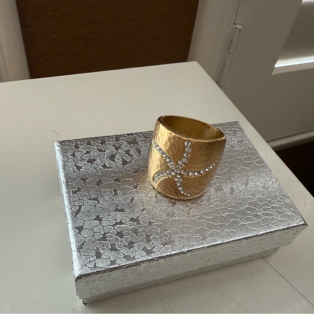 Gold Crystal Starfish Wide Band Ring - Women Jewelry